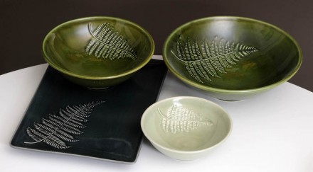 Silver Fern Platter and Bowls 3