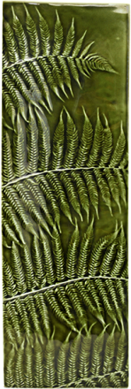 Wall Plaque Silver Fern right facing