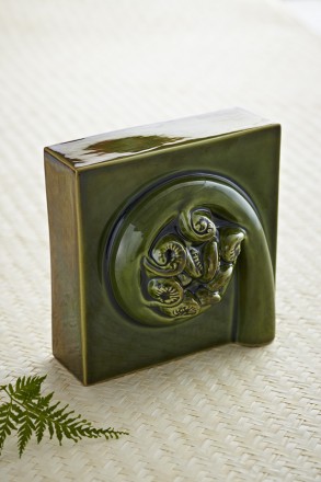 Koru Wall Square Soda Green