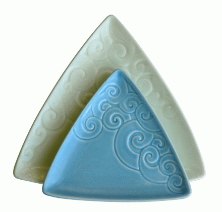 Koru Triangle Plates