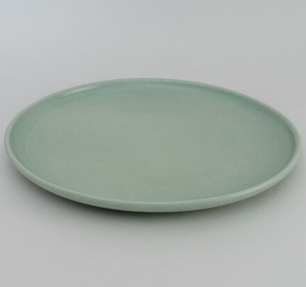 Stacking plates